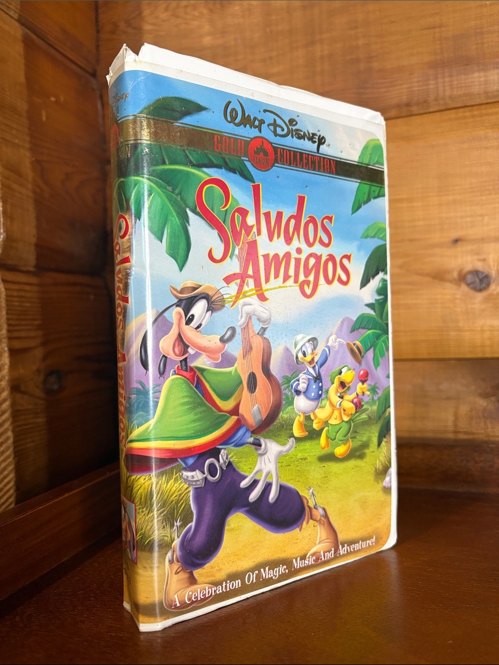 2000 Walt Disney’s Gold Classic Collection "Saludos Amigos"